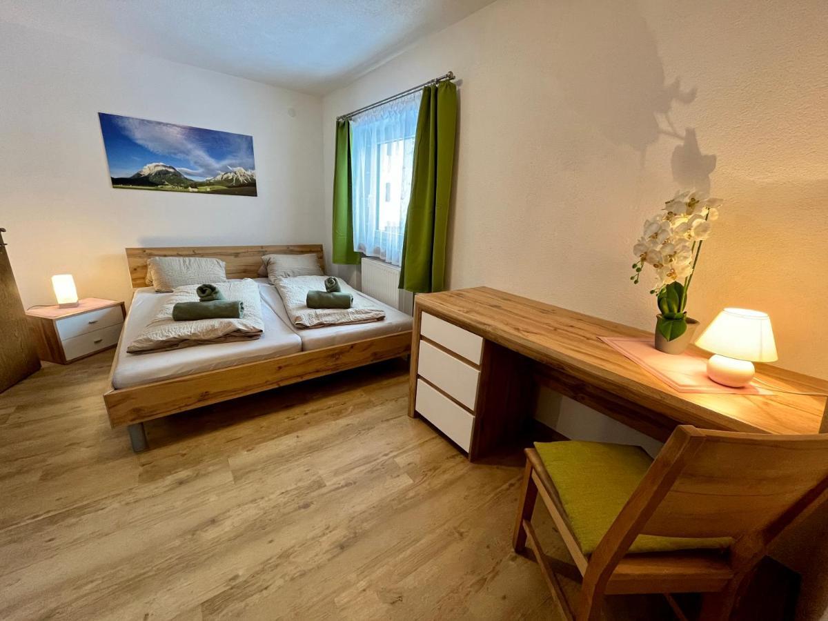 Ferienwohnung Wetterstein Lermoos Exterior photo